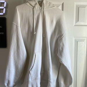 White TNA Cozy Aritzia Boyfriend Zip Up